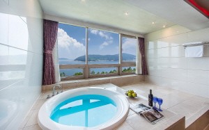 전객실 소프트 욕조반신욕 구비