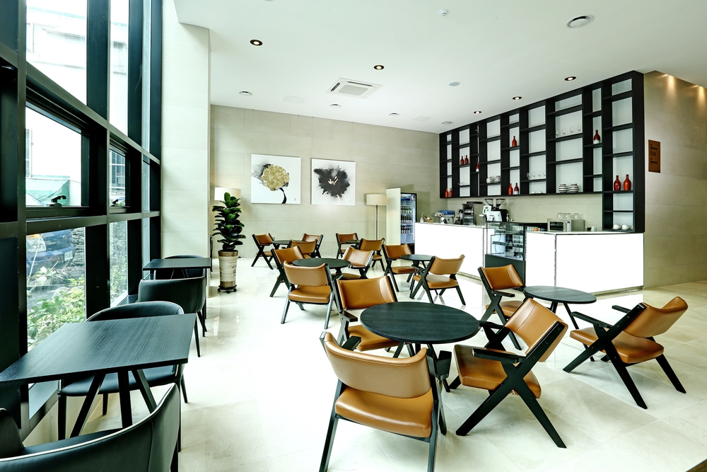 Cafe&Bar