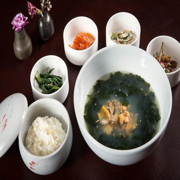 조식_성게바릇국