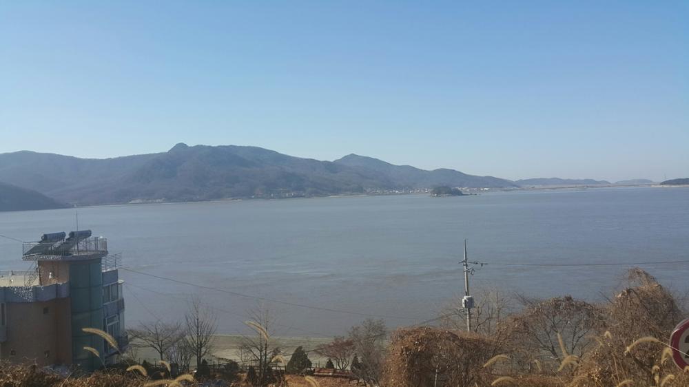 저멀리 보이는 석모도