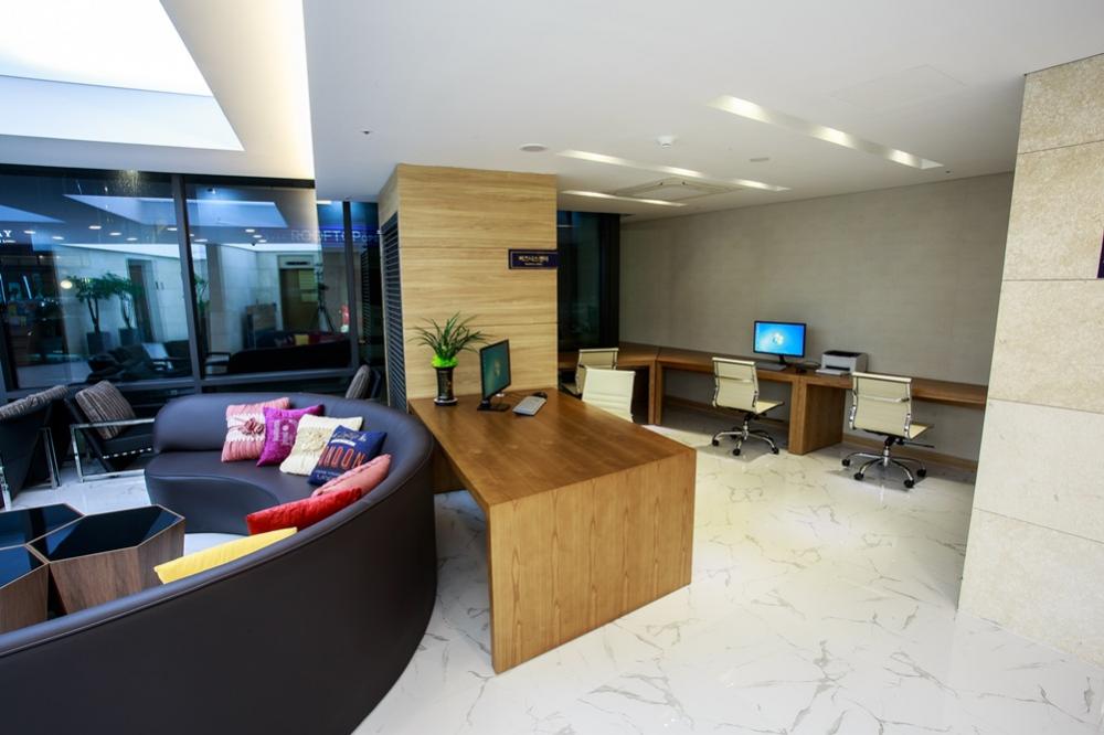 BUSINESS CENTER & 카운터