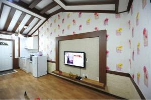 허브동2F-크레마(17평)