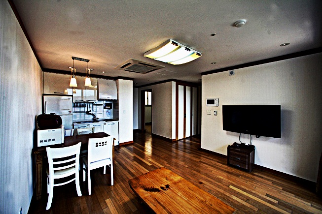  조식2인 패키지 37평 디럭스 테라스 (마운틴)