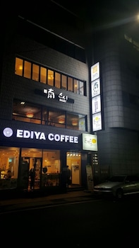 호텔전경-야간